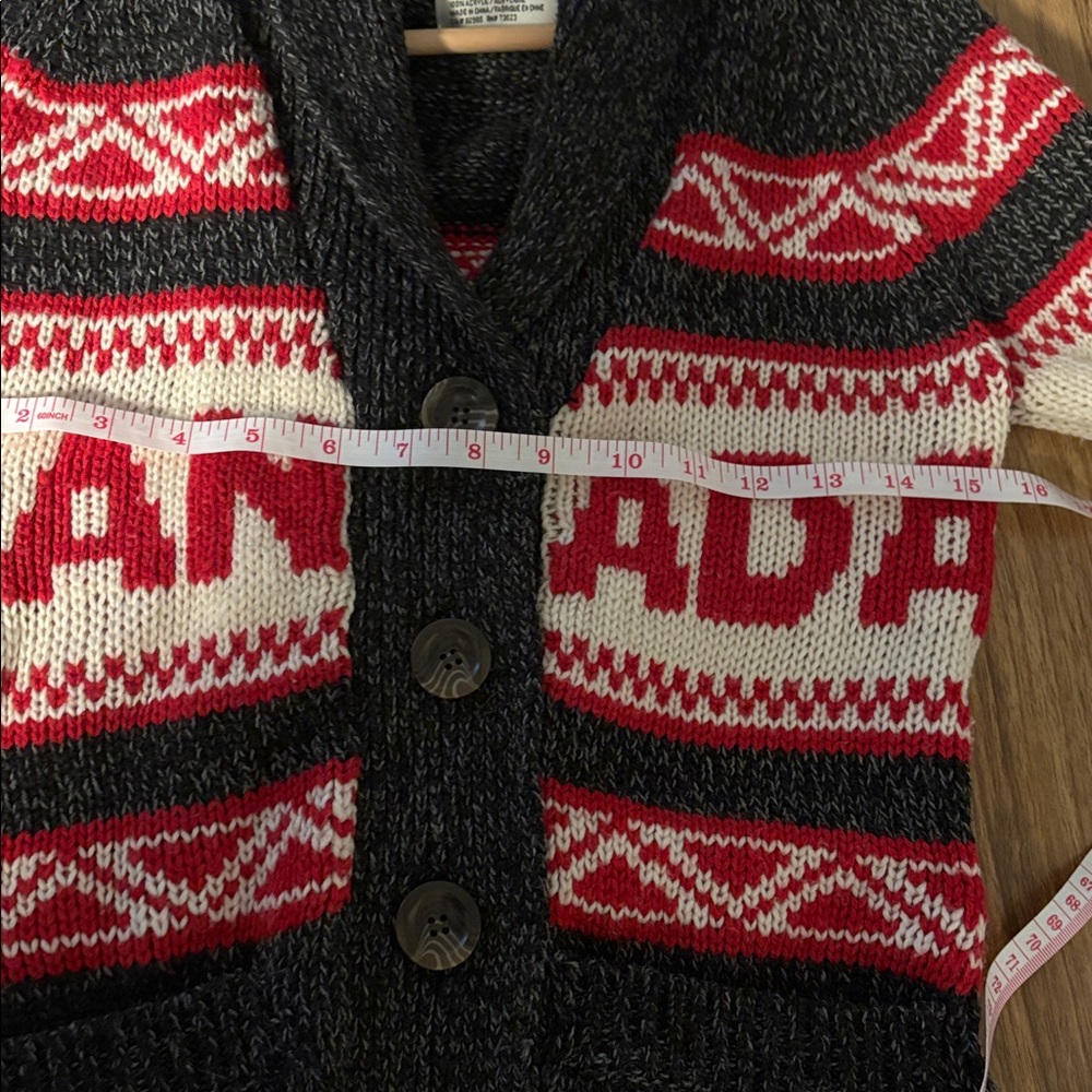 Bluenotes Red and White Canada Cardigan - Picture 4 of 5